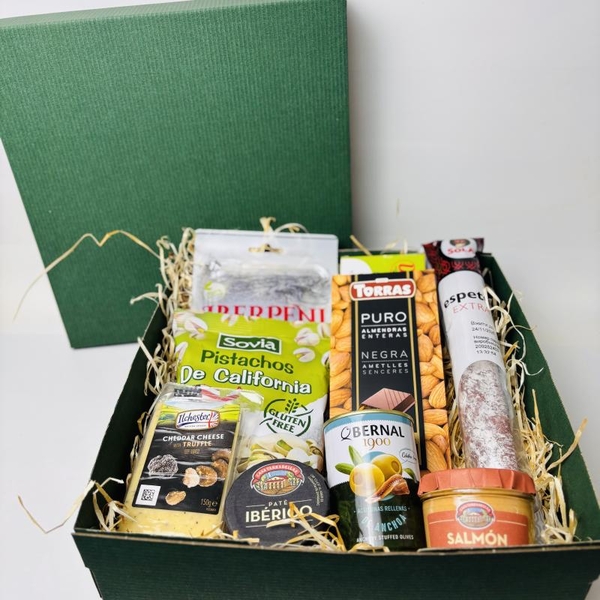 Подарунковий продуктовий набір Maxi Box – вишуканий смак у кожній дета 4